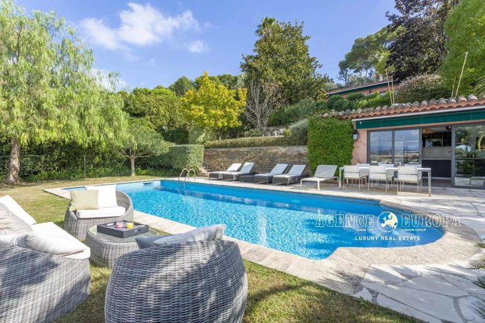 Image No.2-5 Bed House for sale