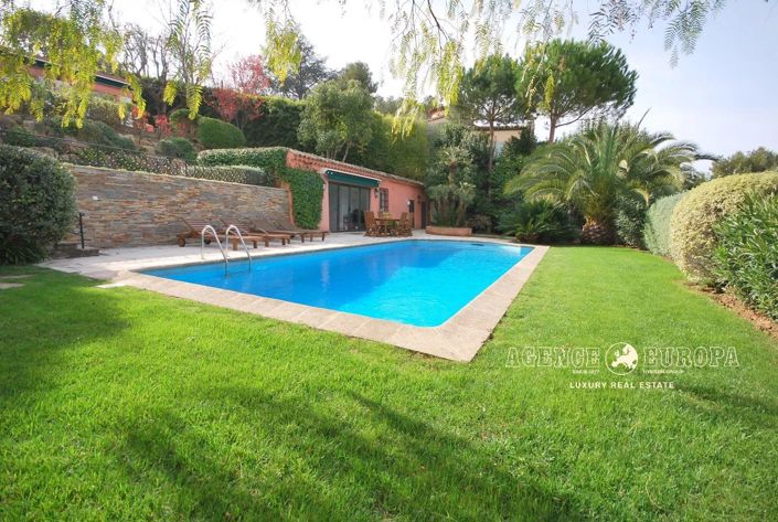 Image No.5-5 Bed House for sale