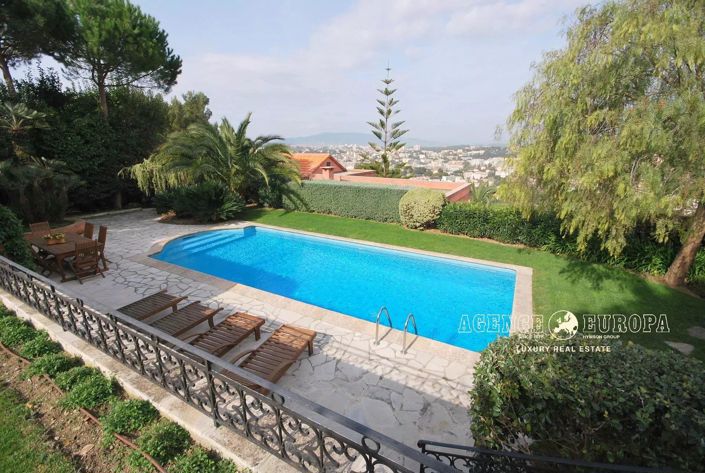 Image No.6-5 Bed House for sale