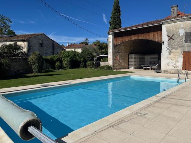 Image No.2-7 Bed House for sale