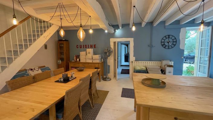 Image No.5-7 Bed House for sale