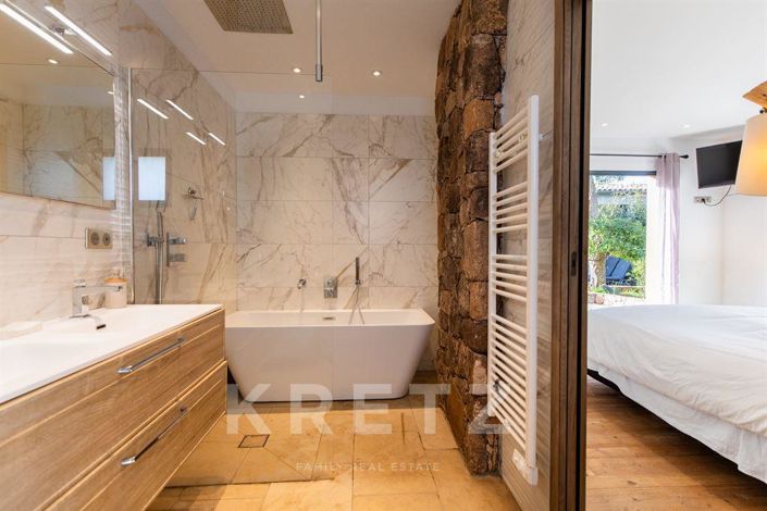 Image No.7-3 Bed House for sale