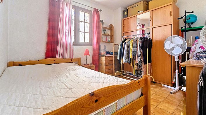 Image No.14-3 Bed House for sale