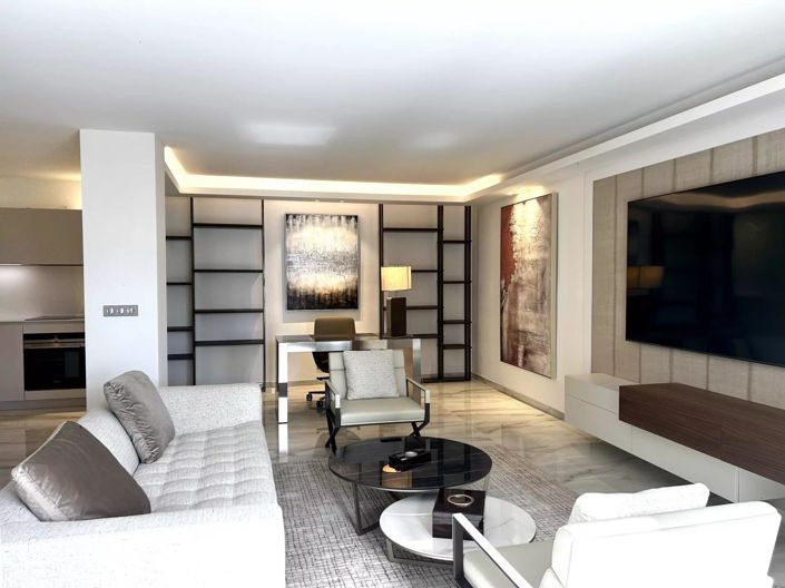 Image No.2-Appartement de 2 chambres à vendre à Cannes