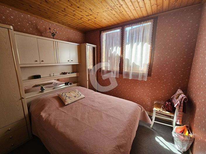 Image No.5-1 Bed House for sale