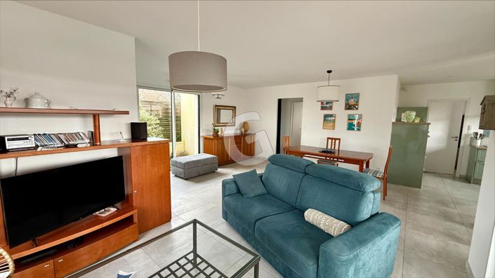 Image No.7-3 Bed House for sale