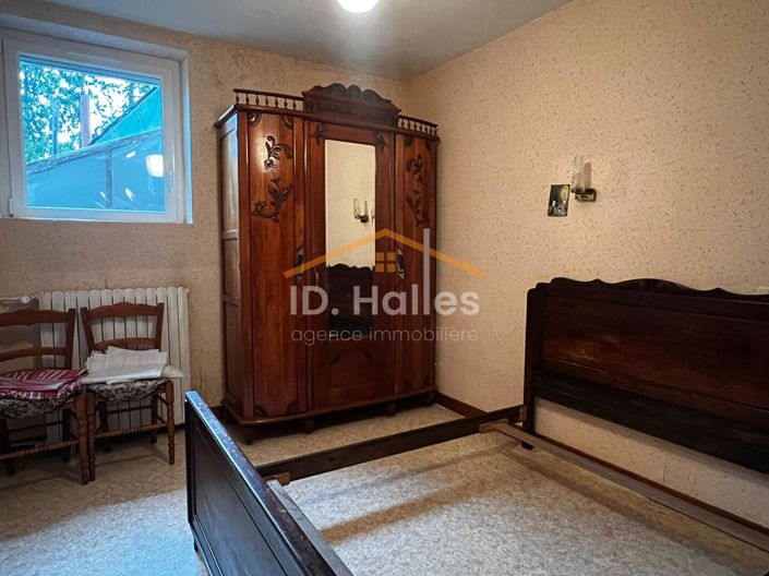 Image No.4-Maison de 2 chambres à vendre à Livré-la-Touche