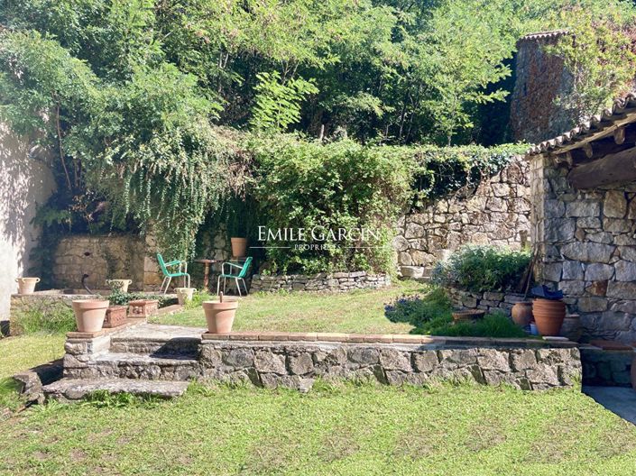 Image No.4-8 Bed House for sale