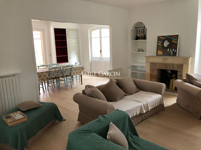 Image No.5-6 Bed House for sale