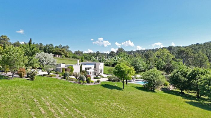 Image No.3-4 Bed House for sale