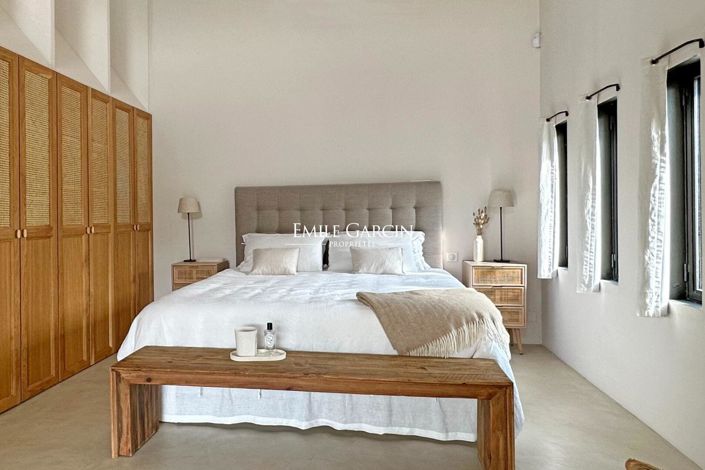 Image No.8-4 Bed House for sale