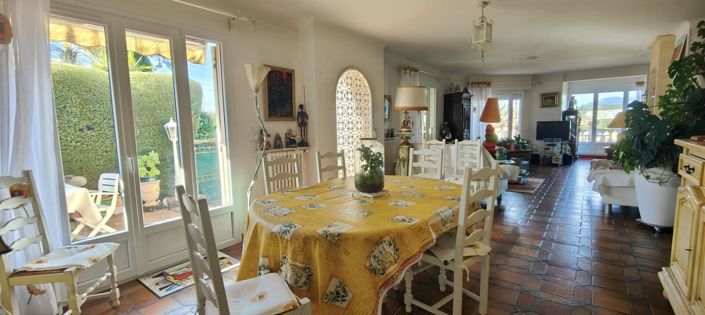 Image No.4-4 Bed House for sale