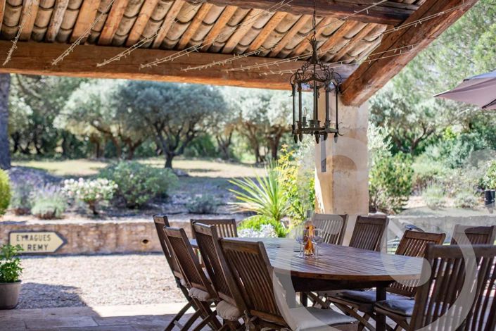 Image No.11-6 Bed House for sale