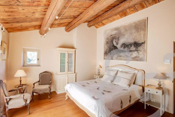 Image No.22-6 Bed House for sale