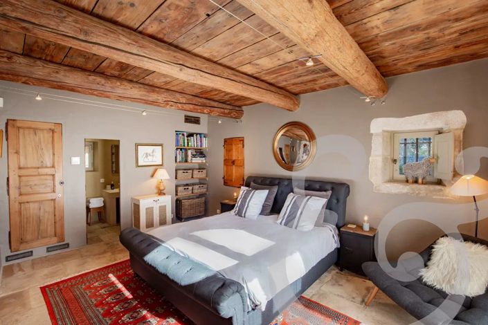 Image No.23-6 Bed House for sale