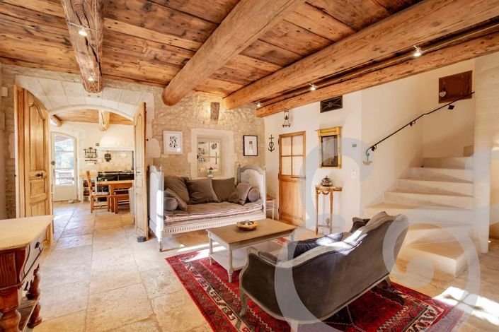 Image No.26-6 Bed House for sale