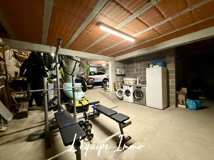 Image No.16-4 Bed House for sale