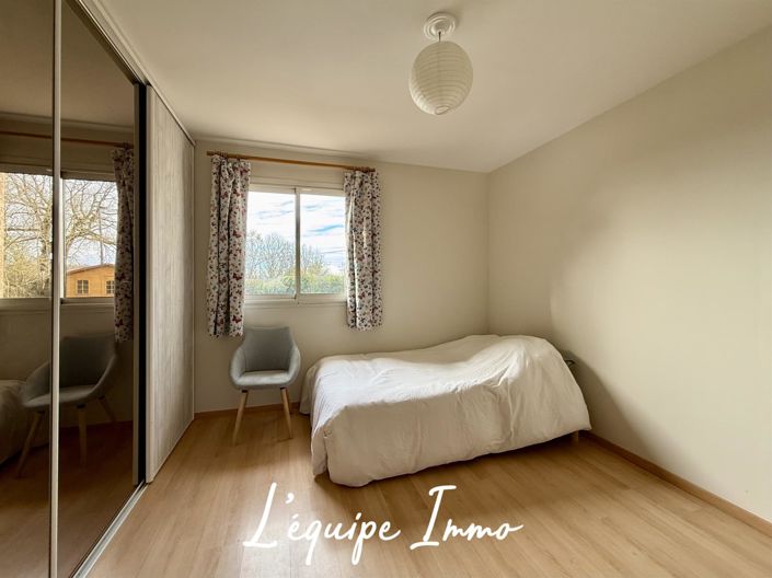 Image No.8-4 Bed House for sale