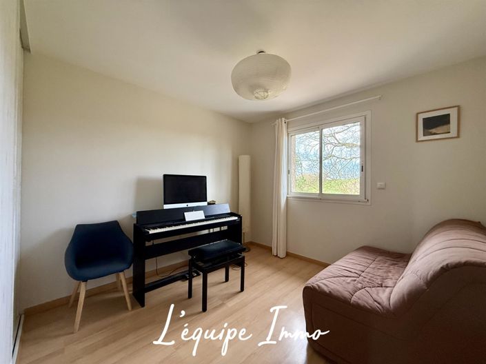 Image No.9-4 Bed House for sale