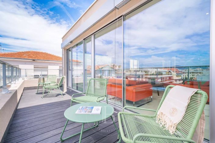 Image No.9-3 Bed Apartment for sale