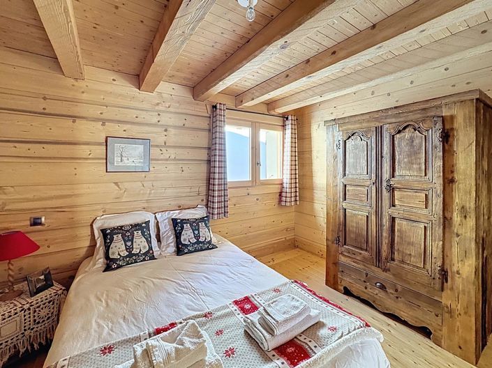 Image No.12-4 Bed House for sale