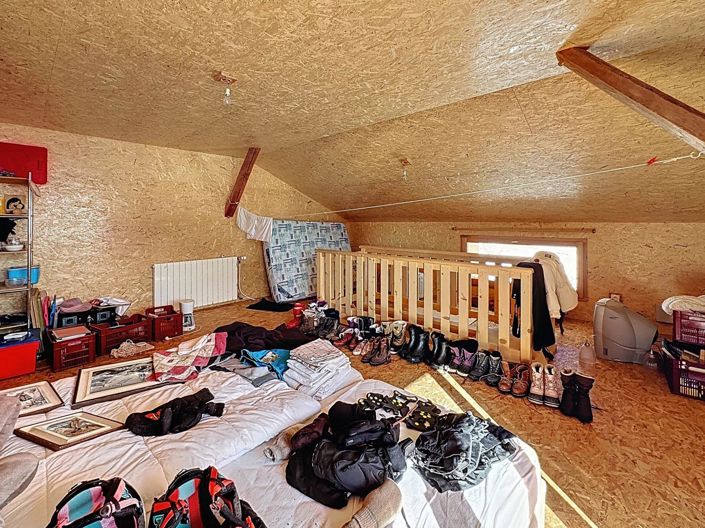 Image No.22-4 Bed House for sale