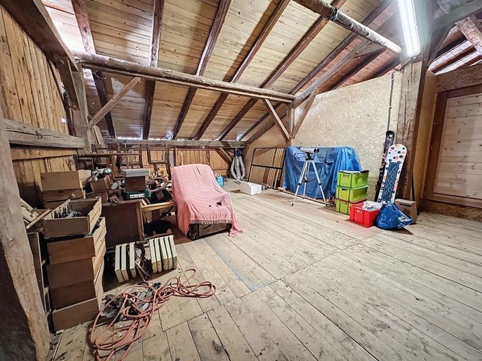 Image No.25-4 Bed House for sale