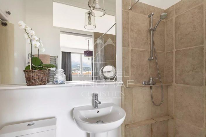 Image No.11-3 Bed Apartment for sale