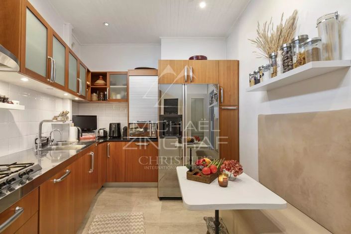 Image No.9-3 Bed Apartment for sale