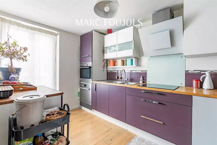 Image No.10-3 Bed House for sale