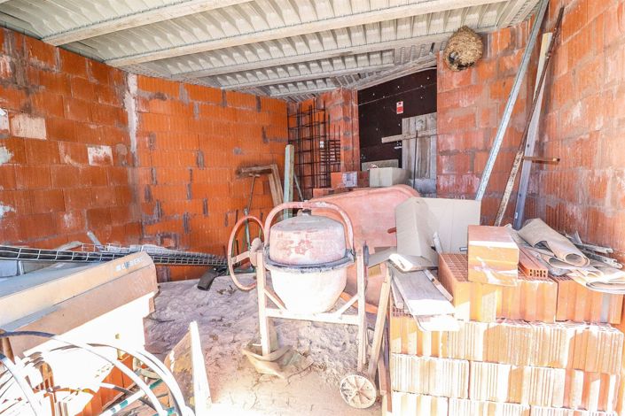 Image No.21-5 Bed House for sale