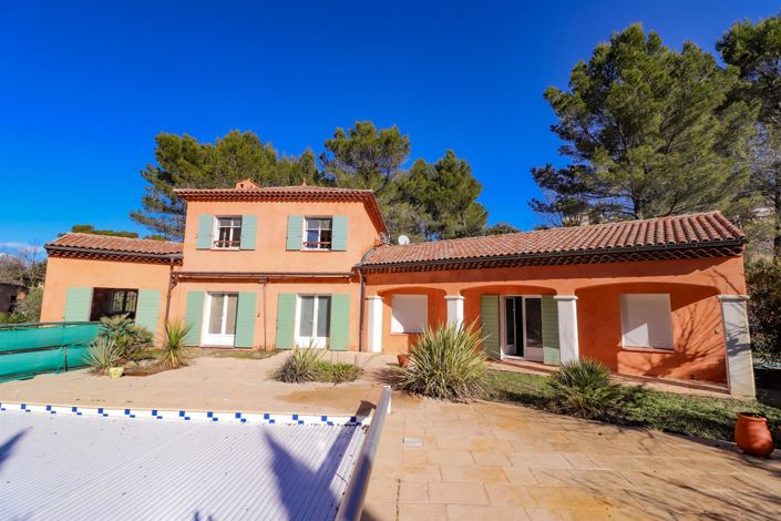 Image No.6-5 Bed House for sale