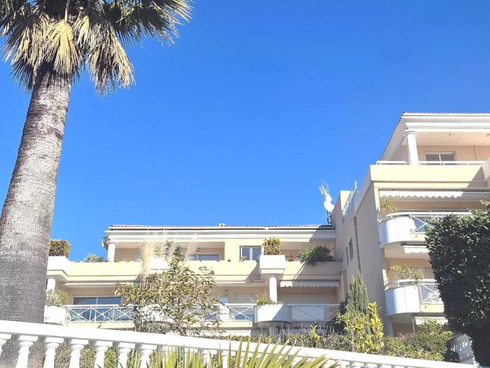 Image No.10-3 Bed Apartment for sale