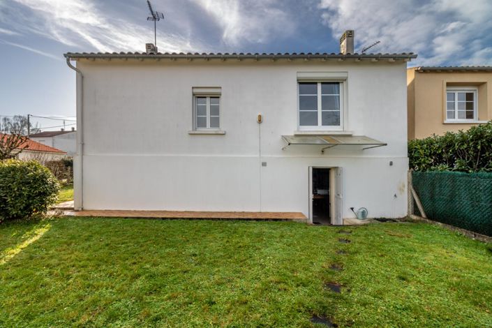 Image No.18-3 Bed House for sale