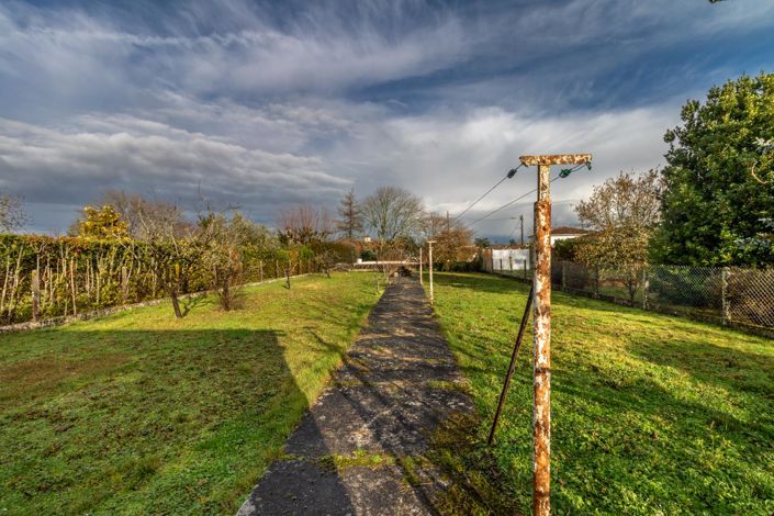 Image No.19-3 Bed House for sale