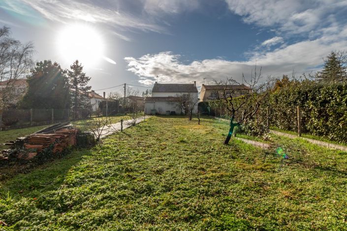 Image No.20-3 Bed House for sale