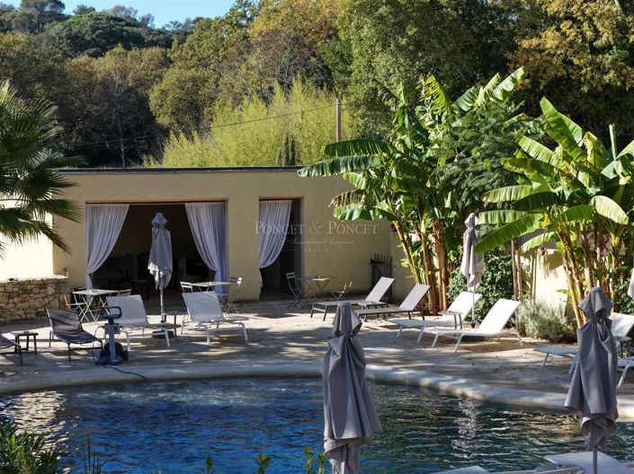 Image No.26-22 Bed House for sale