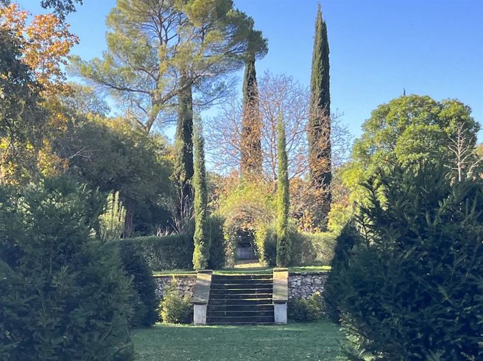 Image No.29-22 Bed House for sale