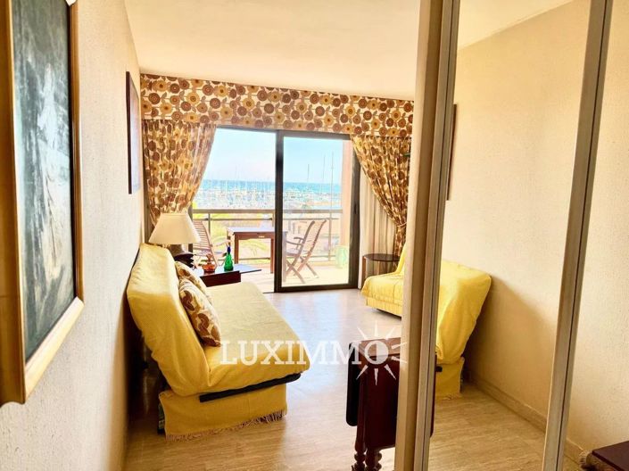 Image No.6-Apartment for sale