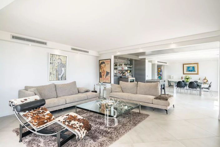 Image No.7-3 Bed Apartment for sale