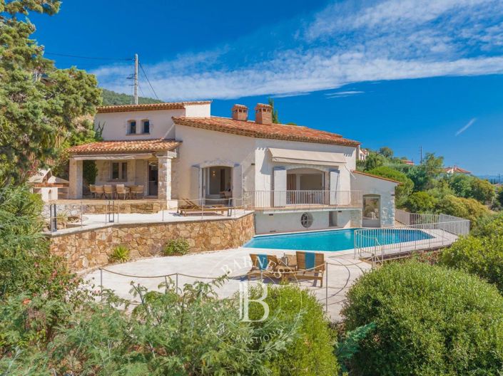 Image No.10-4 Bed House for sale