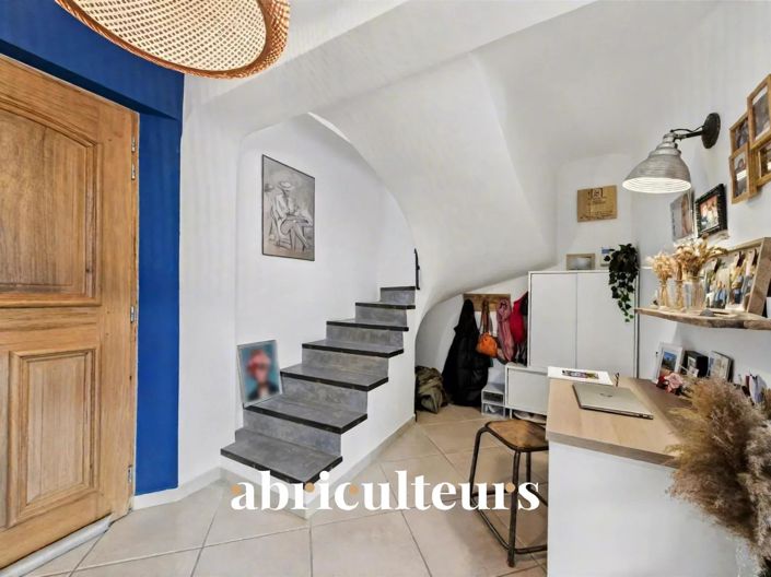 Image No.14-4 Bed House for sale