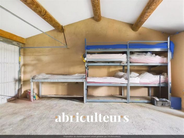 Image No.20-4 Bed House for sale