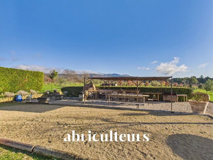 Image No.25-4 Bed House for sale