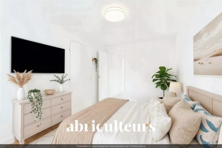 Image No.17-2 Bed House for sale