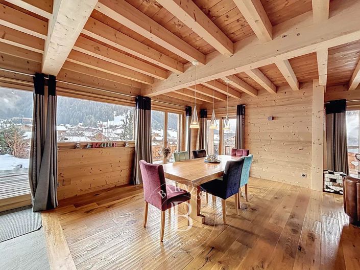 Image No.6-4 Bed House for sale