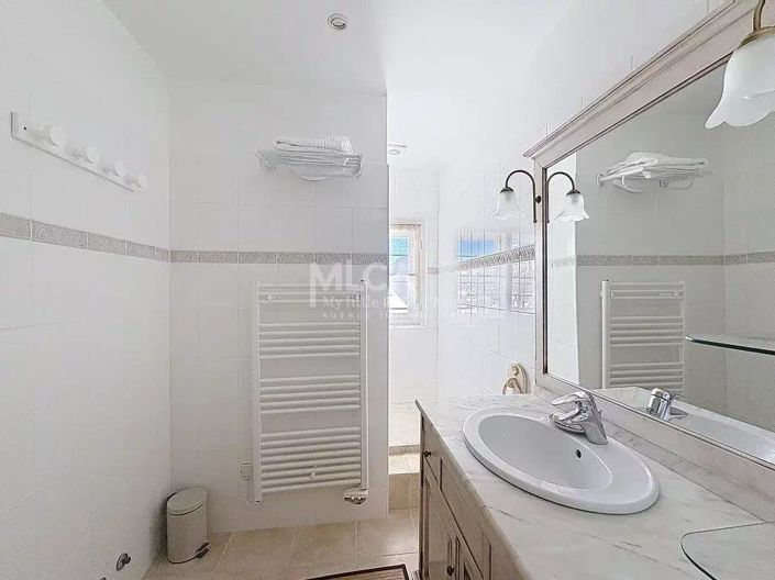 Image No.17-1 Bed Apartment for sale