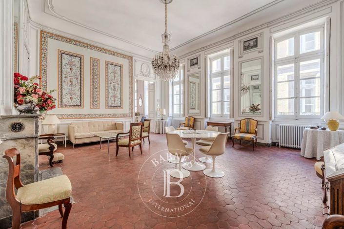 Image No.2-4 Bed Apartment for sale