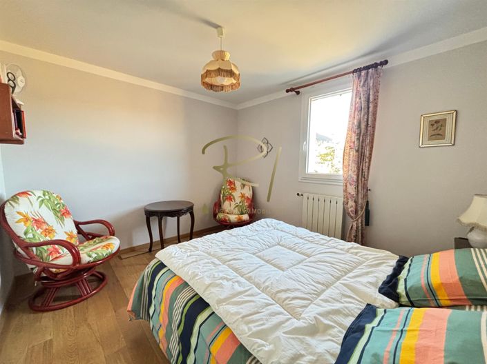 Image No.10-4 Bed House for sale