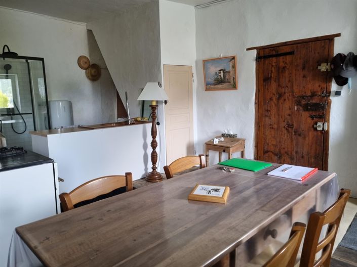 Image No.12-2 Bed House for sale